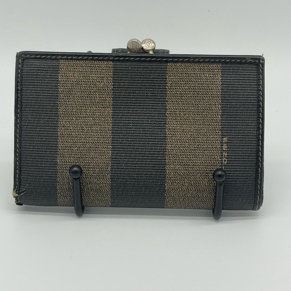 Fendi Pequin Snap Closure and Kisslock Wallet - Picture 2 of 16